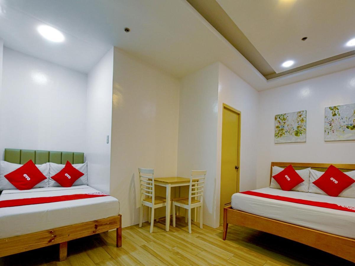 Oyo 783 Freemont Place Paranaque City Екстер'єр фото