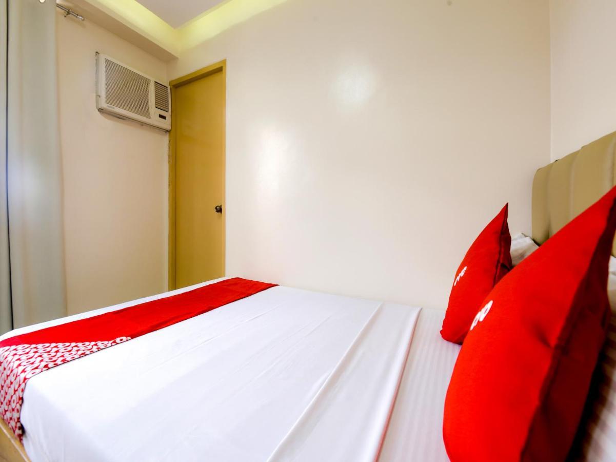 Oyo 783 Freemont Place Paranaque City Екстер'єр фото